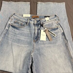 Judy Blue Light Blue Straight Leg Jeans